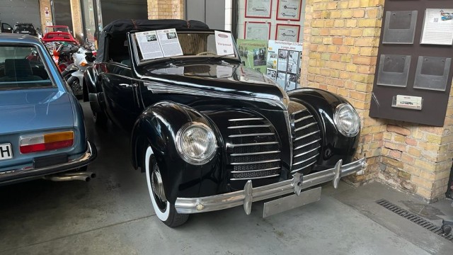 1960 Jaguar Mark II Beacham