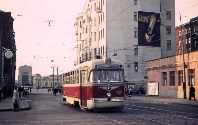 Москва и москвичи. Двадцатый век. 15.11.24