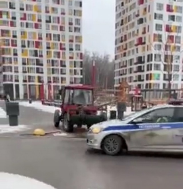 Погоня за трактором