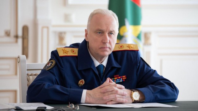 Краснодарка пожаловалась на депутата за езду без правил и осталась должна 250 000 рублей