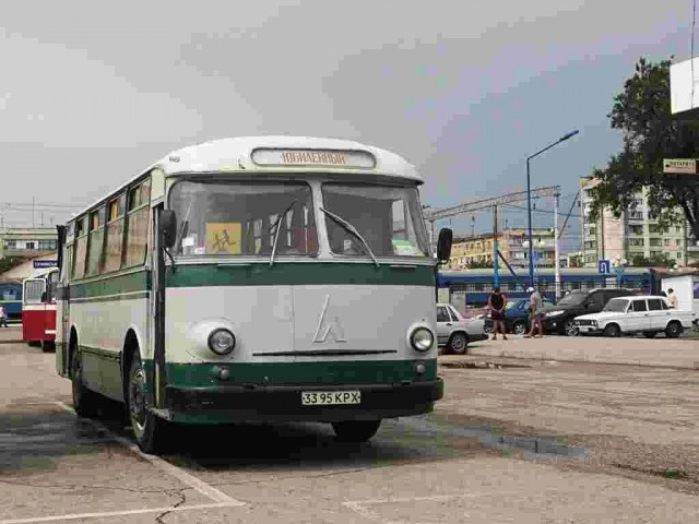 70 лет ЛАЗу 695