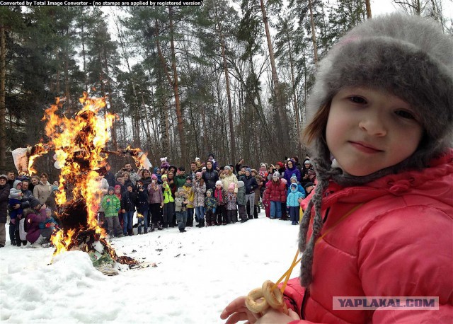 Масленица всем двором. А как вы празднуете?