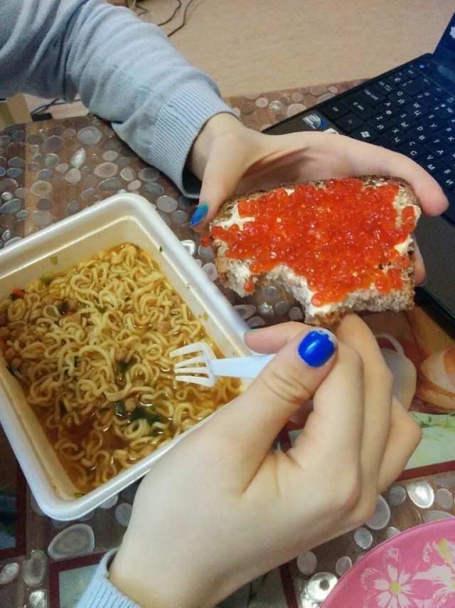 Чем питались в Общаге (из студенческой юности)...