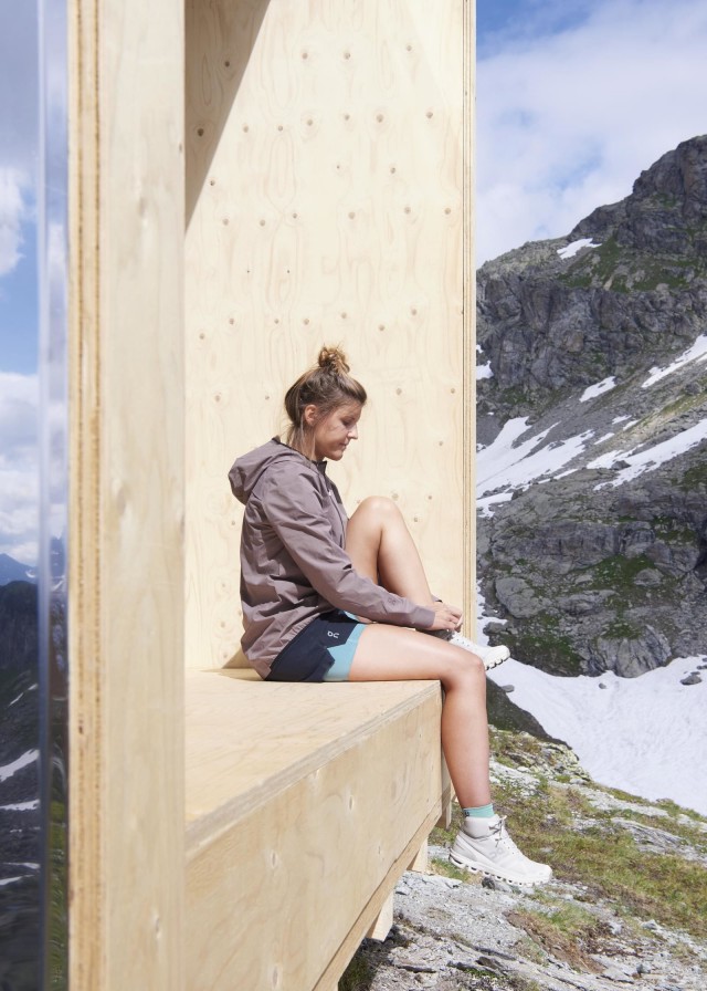 Домик площадью 19 кв. метров в горах Швейцарии