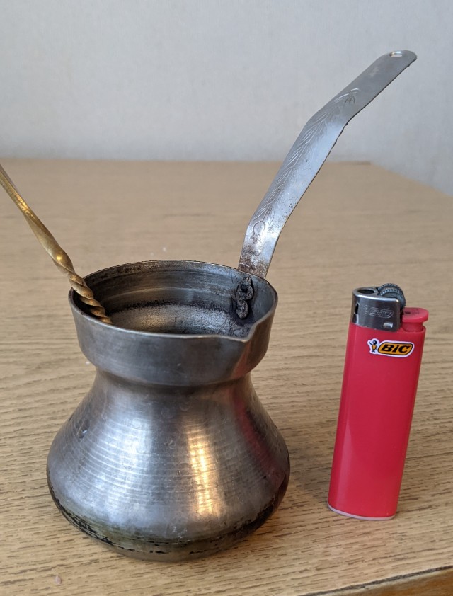 Кому утреннего кофе?