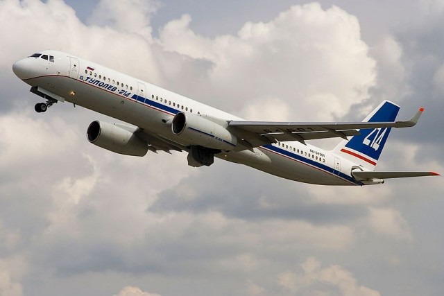 Вице-премьер РФ Борисов: В РФ смогут производить 10 пассажирских самолетов Ту-214 в год