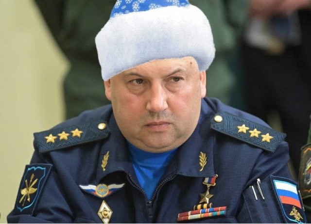 В Киеве зажгли главную ёлку Украины
