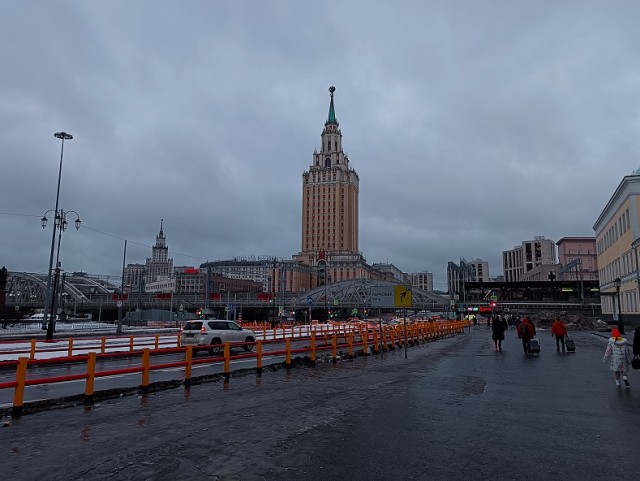 Большой рассказ о новогодней Москве