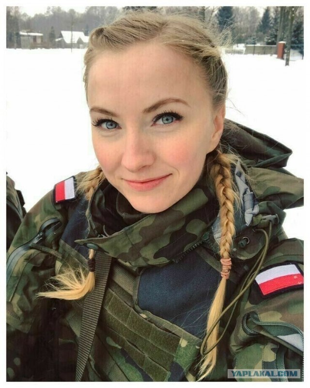 Барышни из войска польского
