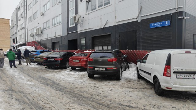 Вот так идёшь спокойно в магазин, и тут хлоп...