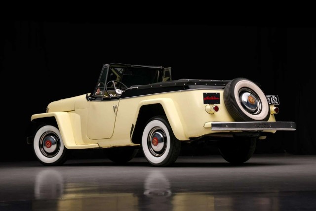 Willys Jeepster. Забавного автомобиля пост