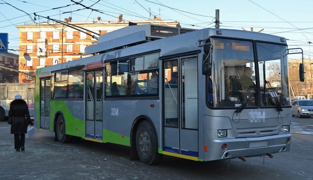 Игра на ЯПе: Угадай АВТО-8