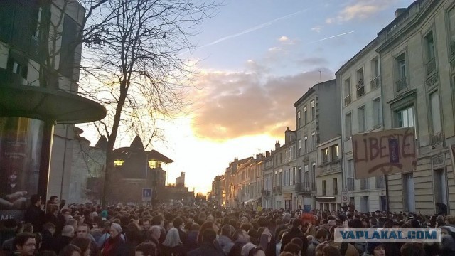 Скажу вам прямо:Ходор- это голова.(Паниковский)