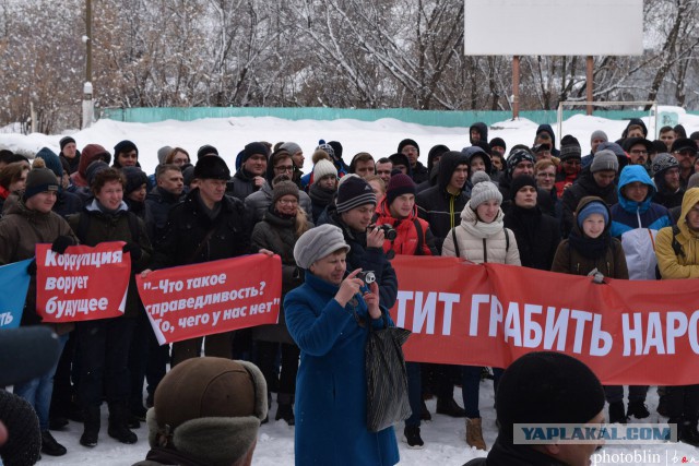 Фото. Как прошло несанкционированное шествие в столице и других городах