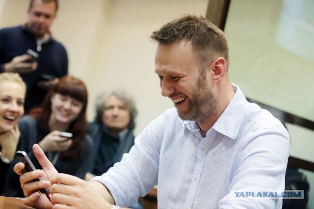 Навальный проиграл суд Михаилу Прохорову