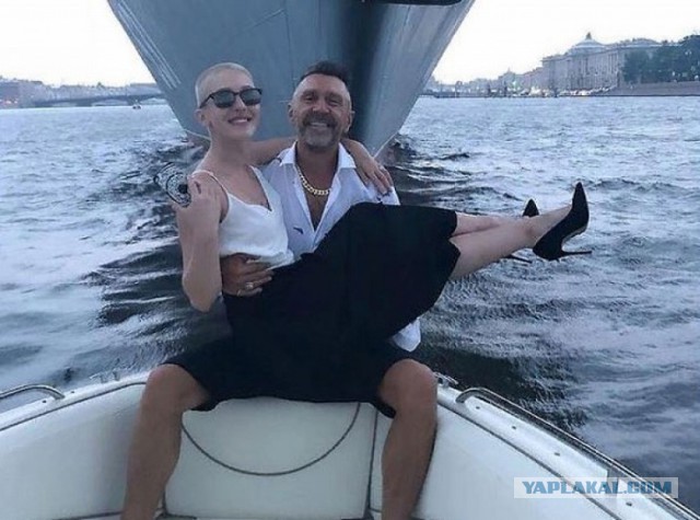 Шнуру дали в морду