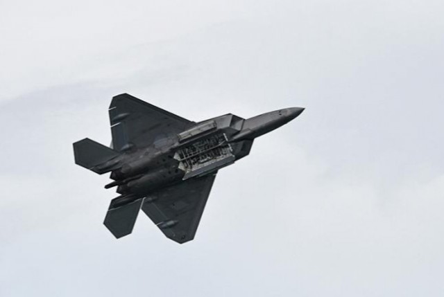 Российские средства РЭБ парализуют F-22 и F-35 в Сирии