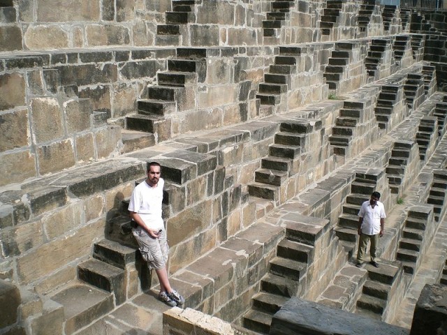 Колодец Chand Baori в Индии (26 фото)