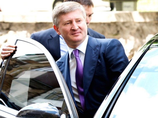 Олигарх Ахметов заявил о намерении потребовать от России возмещения ущерба