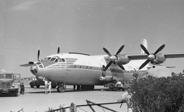 31 мая 1946 года создано КБ Антонова