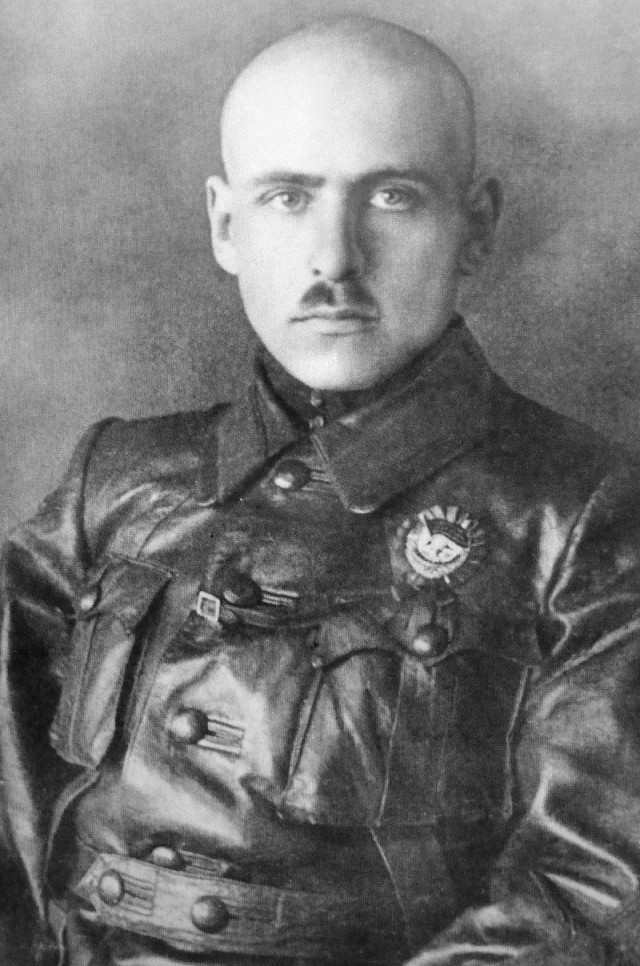 Что означают фамилии  героев фильмов, если их бесцеремонно перевести на русский язык