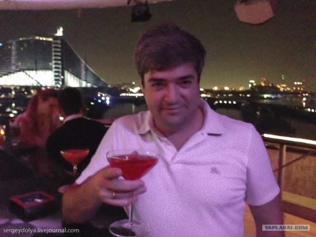 Д.Р. в Бурдж Аль Араб