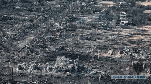 Как уходят хохлы из Артёмовска.