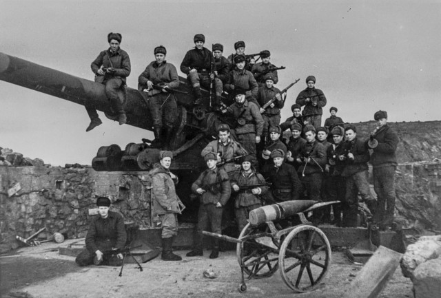 Великая Отечественная в фотографиях-12