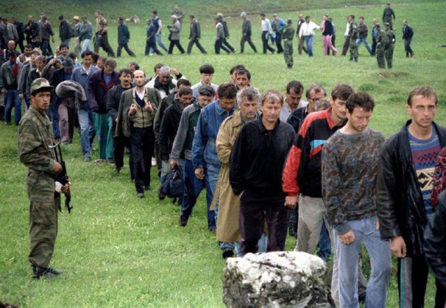 25 лет спустя после войны в Боснии...