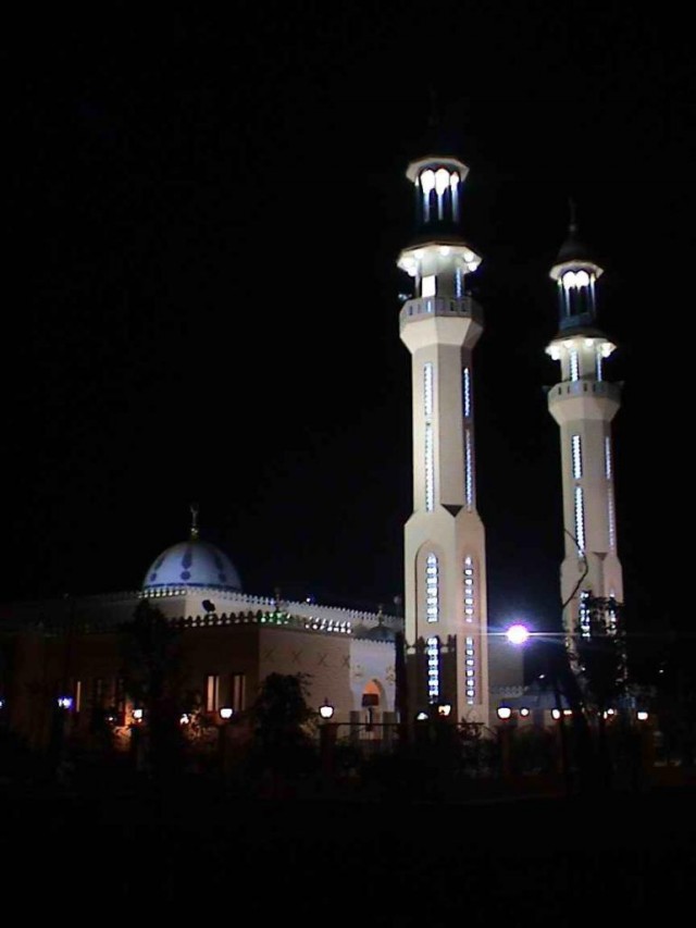 Церкви.