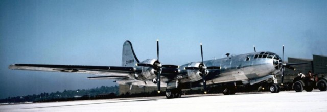 20 век в цвете. 1944 год. Воюющий мир 3/4 века назад