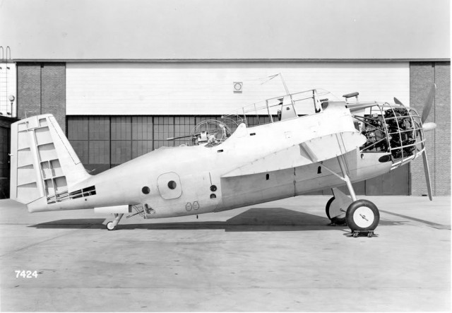 Настоящий Мститель от Grumman, а не поделка от Marvell. TBF/TBM Avenger.
