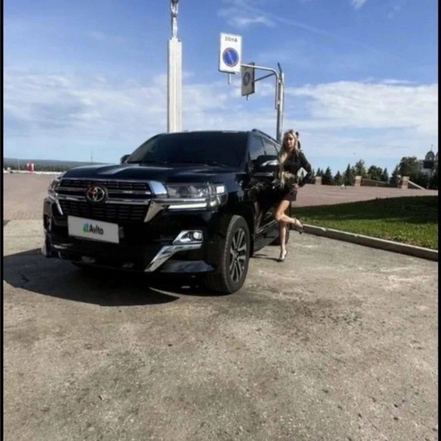 А главное людей режут почем зря...