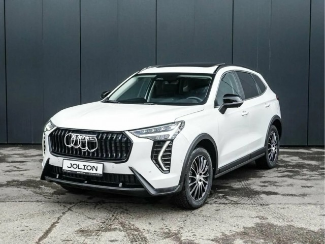 На Парижском автосалоне 2024 года впервые показали новый Audi Q5 2025