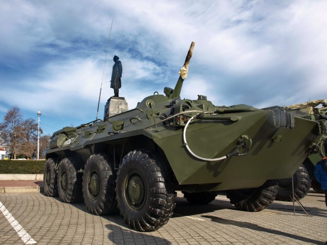 Выставка техники и вооружения в городе-герое Севастополе