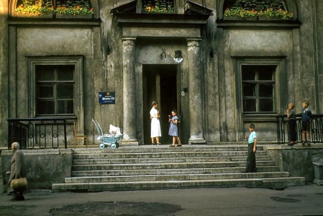 Цветные фотографии повседневной жизни в Ленинграде, 1958 год