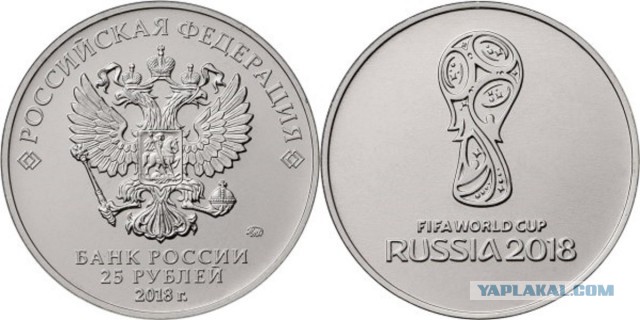 "Я такие брать не буду!" Купюра в 2000 рублей вызвала у официантки истерику