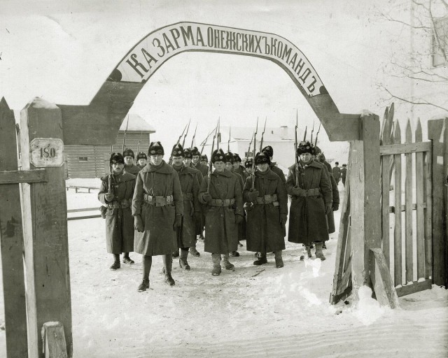История в фотографиях