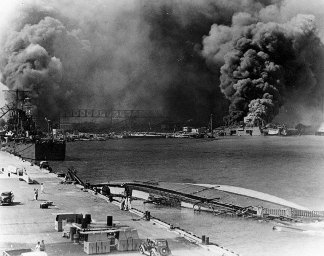 Линкор «USS Arizona» могила для 1177 моряков. Грозная «морская крепость» ВМС США ушла под воду за считанные минуты