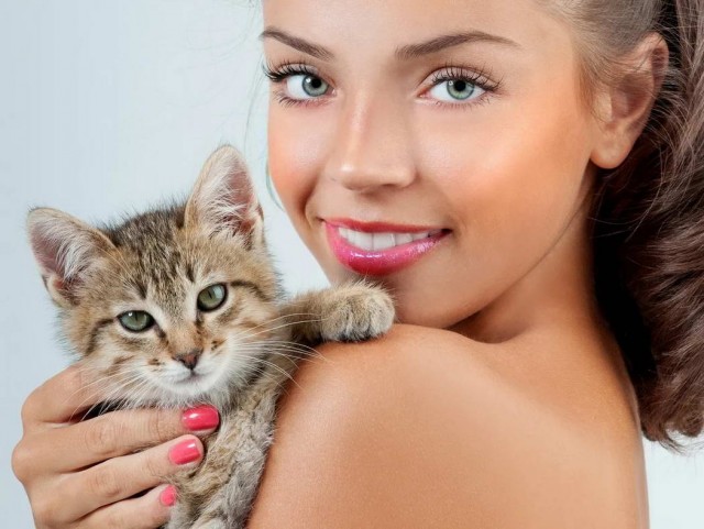 Девушки котовторника