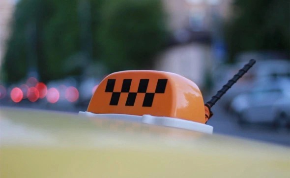 В Уфе оставили в силе первый штраф самозанятому таксисту по новому закону
