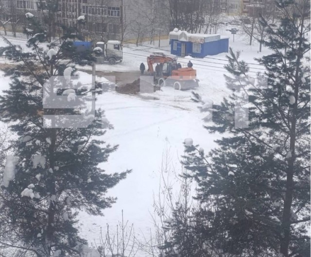 Около 20 тысяч жителей Коврова почти двое суток остаются без отопления из-за лопнувших труб местной котельной, — СМИ.