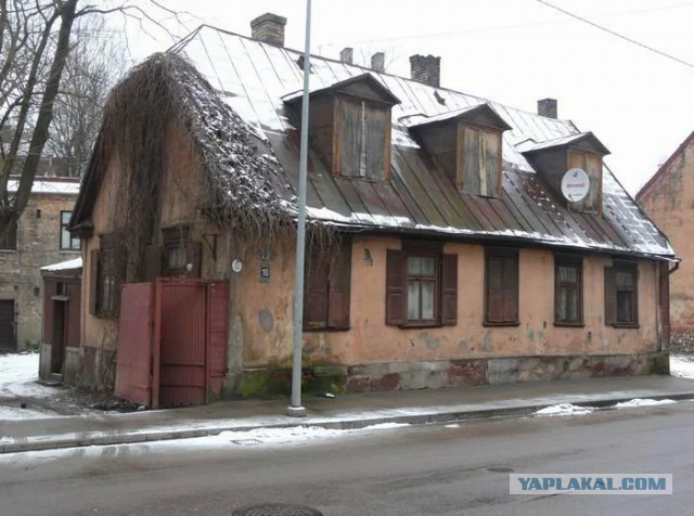 Как русские демографию Латвии спасали