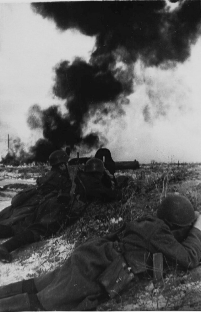 Великая Отечественная в фотографиях - 21
