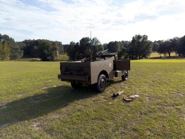 1942 White M3A1 Scout Car. Автопятница №140