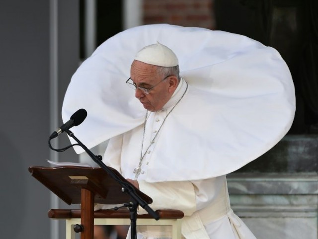 Вечная борьба папы с ветром