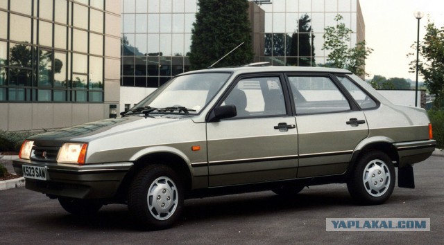 Руль в бардачке: отечественные праворульные авто