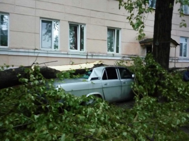 Ураган (сильный шквал) в Нижнем Тагиле