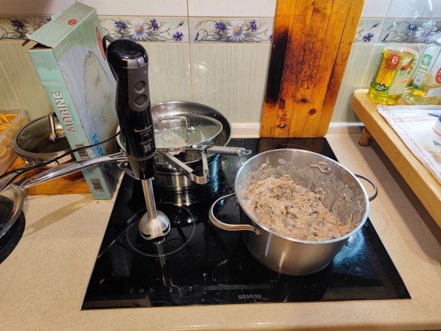 Пирог с мясом (говядина Велингтон)