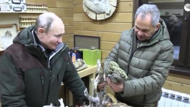 Шойгу объявил о создании в России боевых роботов с искусственным интеллектом